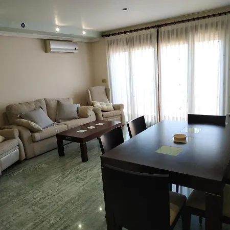 Deluxe San Julian * Torrevieja