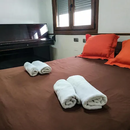 Deluxe San Julian Apartament